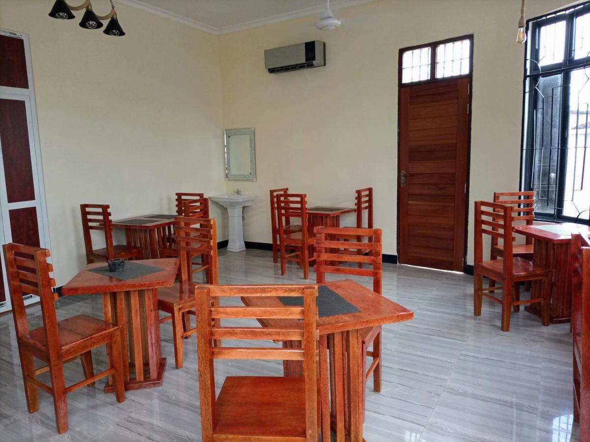 Chibuba Airport Accommodation ดาร์เอสซาลาม ภายนอก รูปภาพ