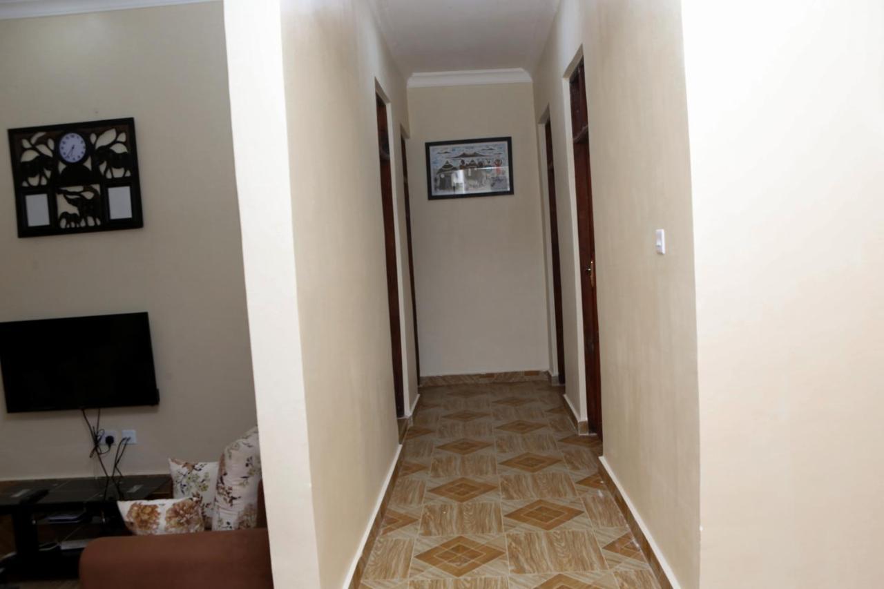 Chibuba Airport Accommodation ดาร์เอสซาลาม ภายนอก รูปภาพ
