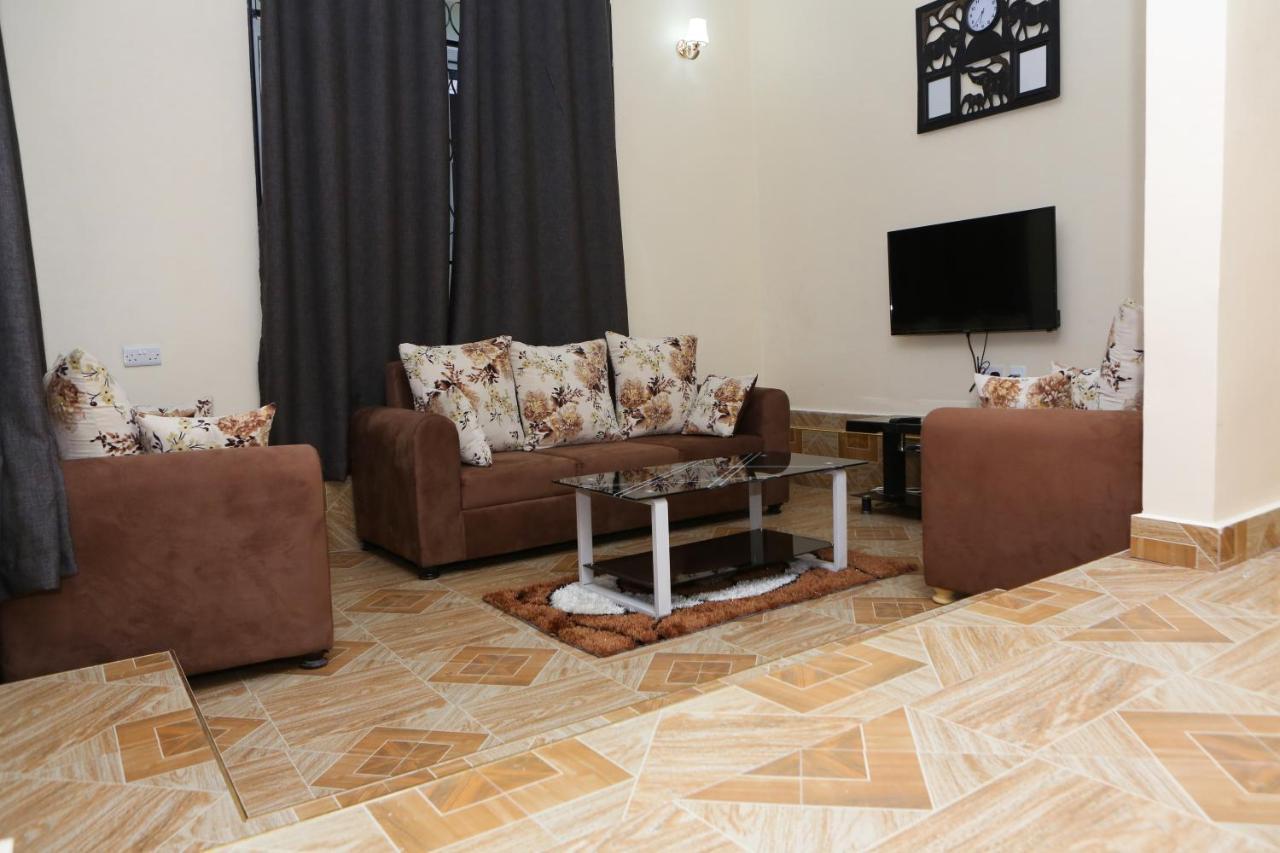 Chibuba Airport Accommodation ดาร์เอสซาลาม ภายนอก รูปภาพ