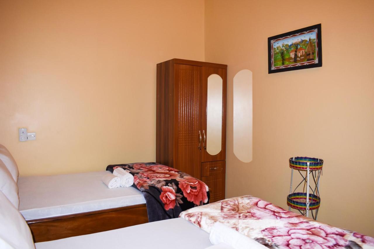 Chibuba Airport Accommodation ดาร์เอสซาลาม ภายนอก รูปภาพ